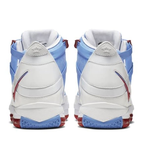 NWT NIKE Zoom LeBron 3 QS Sneaker main image 6